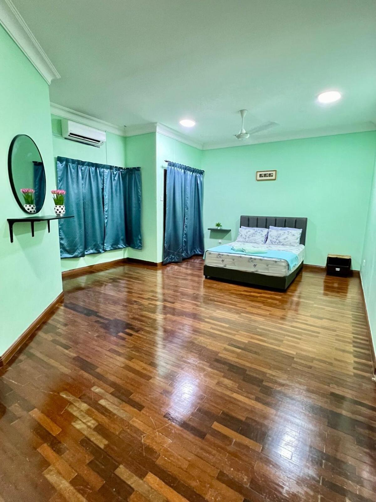 Rini Utama Homestay Skudai Kültér fotó