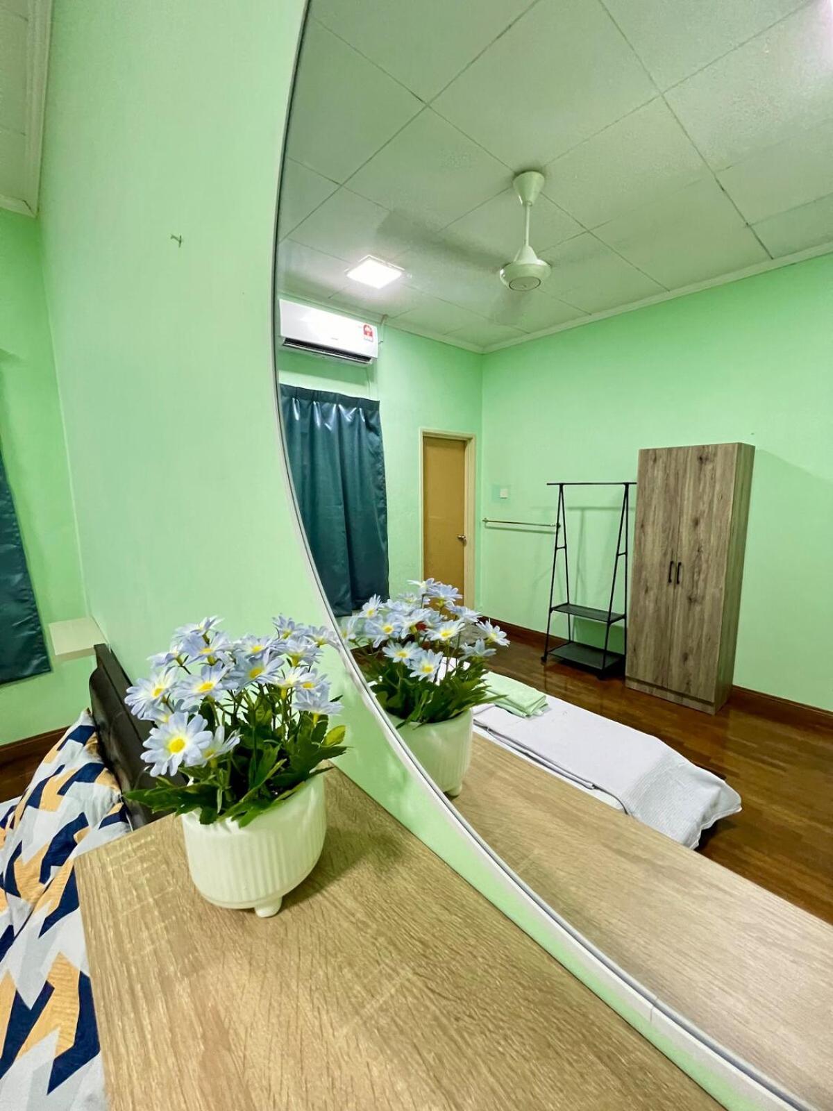 Rini Utama Homestay Skudai Kültér fotó